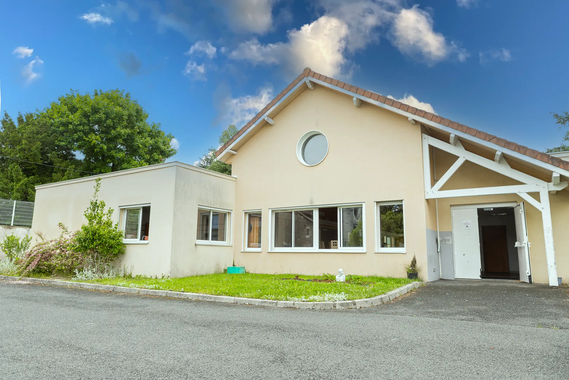CES Bellevue Montferroux, Prado Bourgogne
